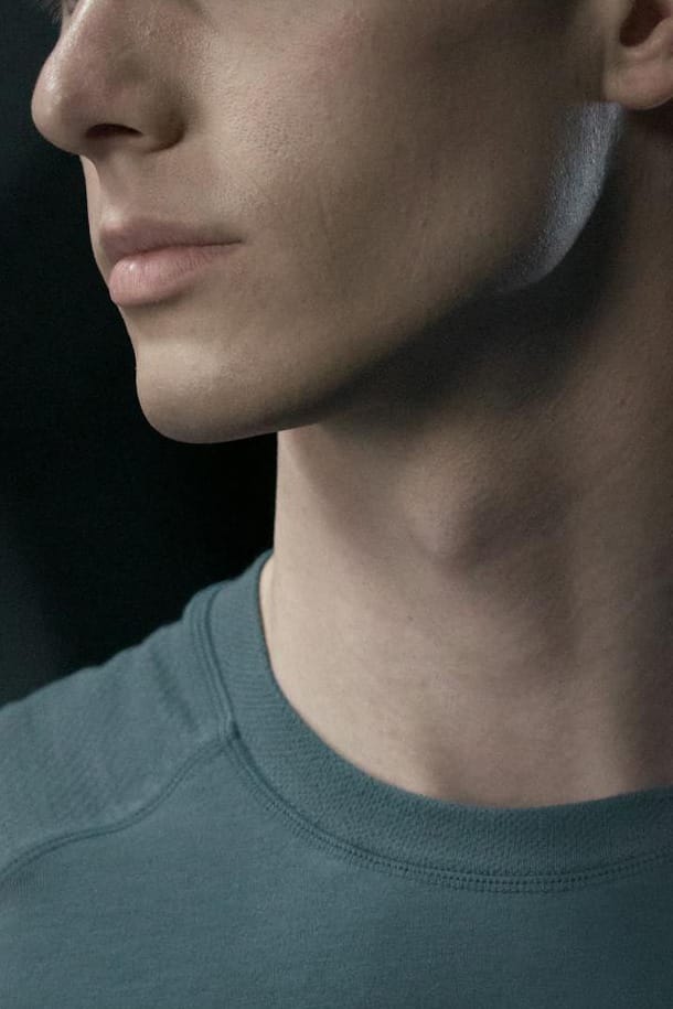 A masculine profile showing off a chiseled jawline- emulating good facial structure seen after filler treatment with Dr. Randall in Morristown, NJ